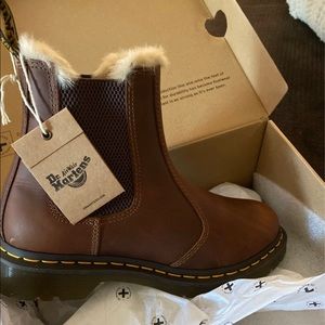 Dr. Martens 2976 Leonard Butterscotch